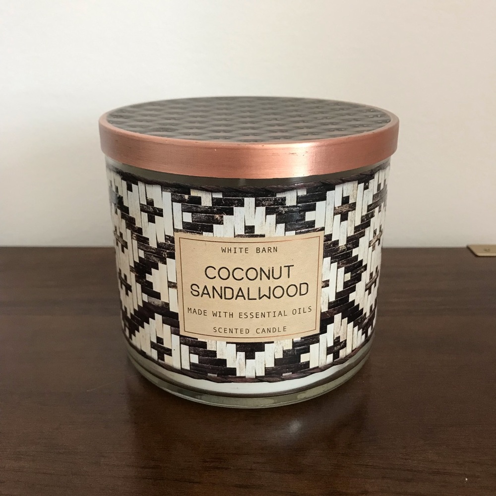 Bath & Body Works White Barn 3-Wick Candle Coconut Sandalwood